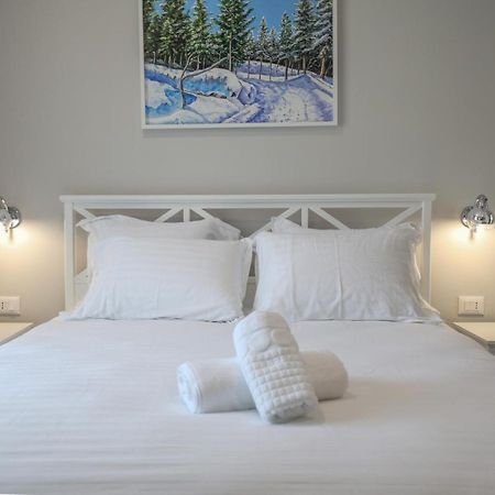 Hotel Peroni 科尔察 外观 照片