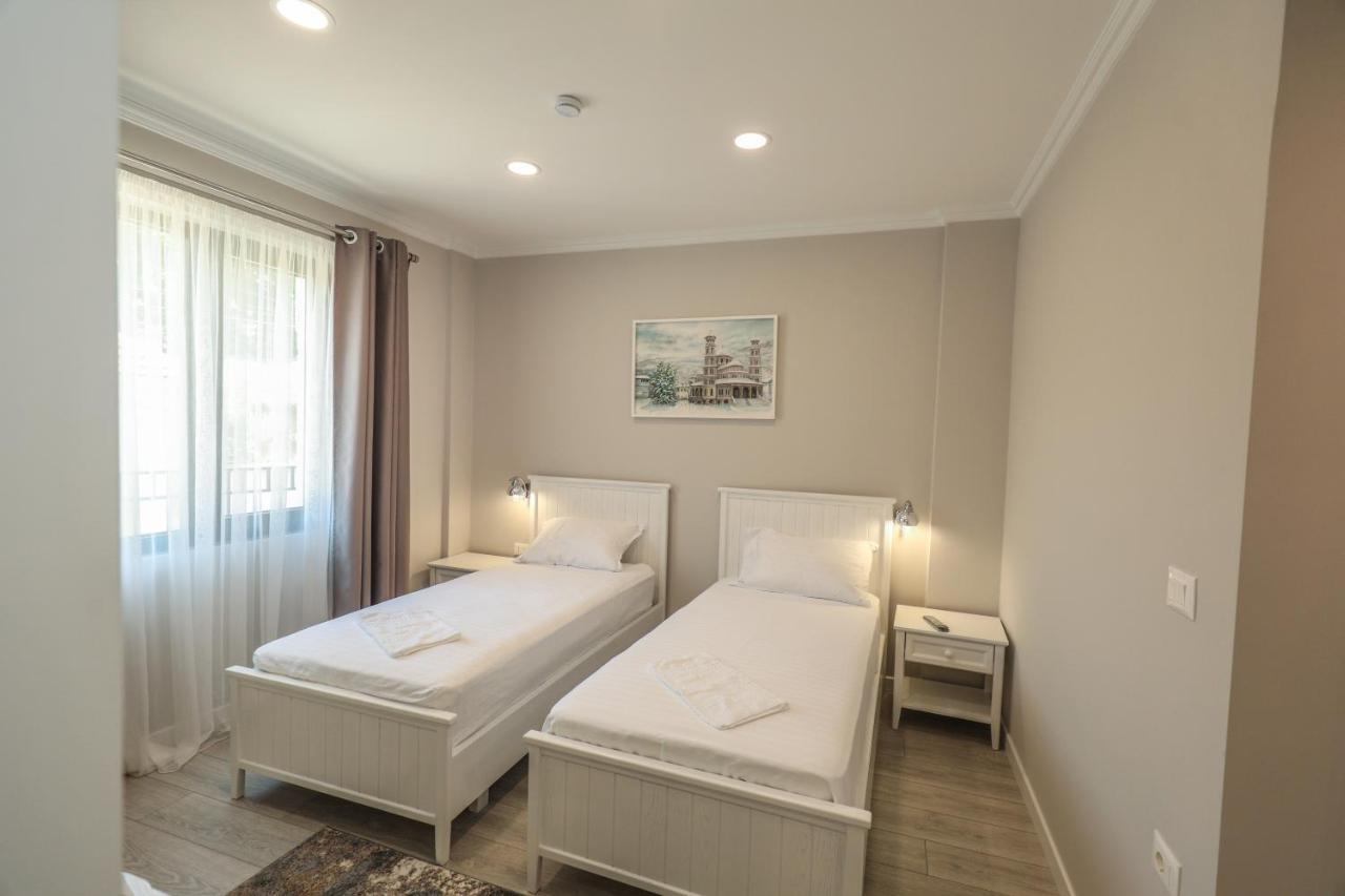 Hotel Peroni 科尔察 外观 照片